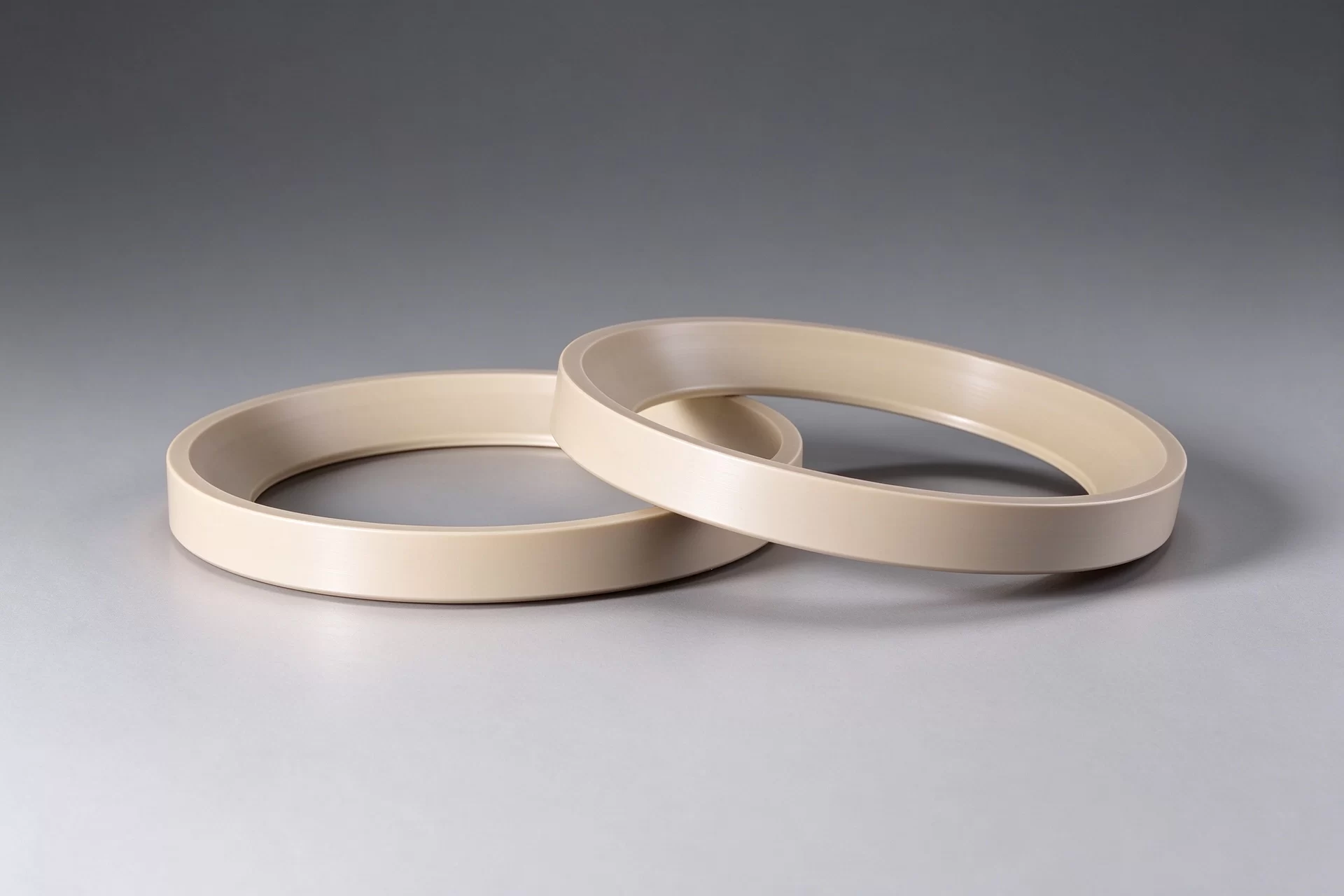 PEEK Valve Seat Ring for Valve Sealing CNC machined natural PEEK valve seat ring, high temperature resistant sealing ring for chemical and oilfield valve service